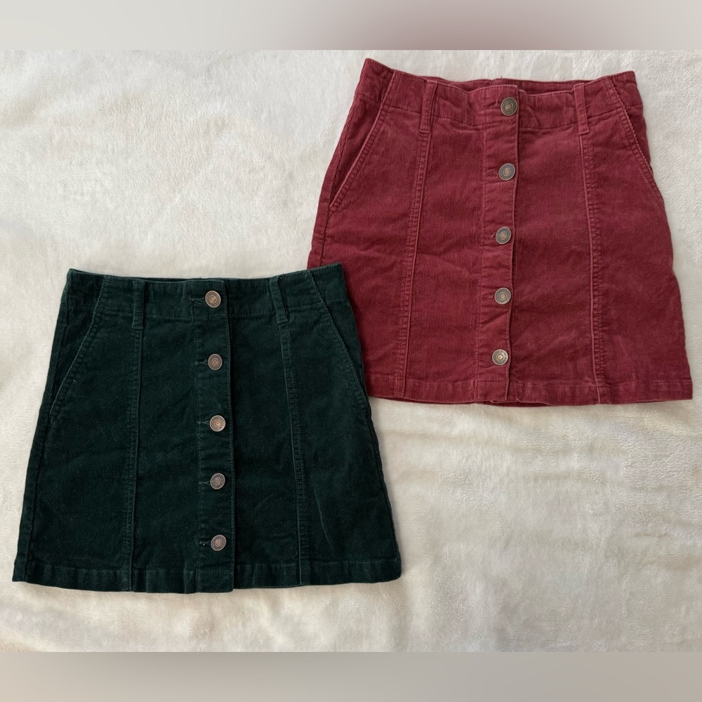 Forever 21 Green & Red Small Corduroy Skirt